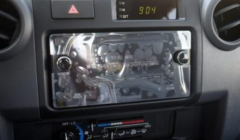 TOYOTA LAND CRUISER 79 DOUBLE CAB PICKUP LIMITED LX V8 4.5L full