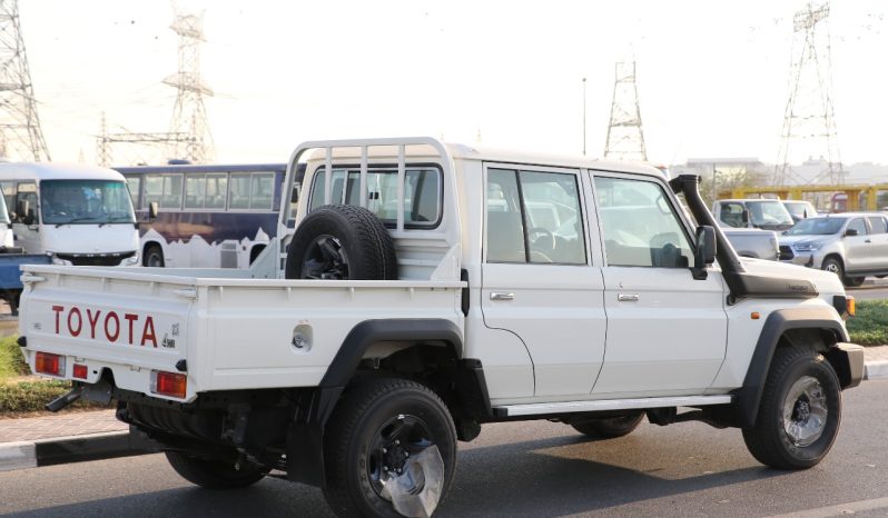 2024 TOYOTA LC79 DC 4.5L V8 DIESEL PICKUP full